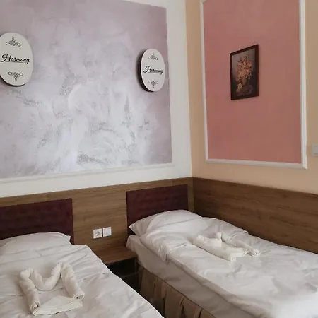 Grand Harmony Hotel *